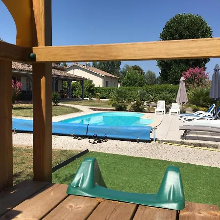Maison De Campagne Familiale 10 Pers بيت للعطل *