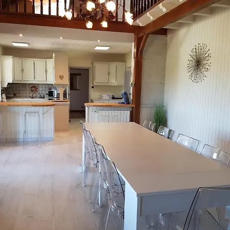 Maison De Campagne Familiale 10 Pers بيت للعطل *
