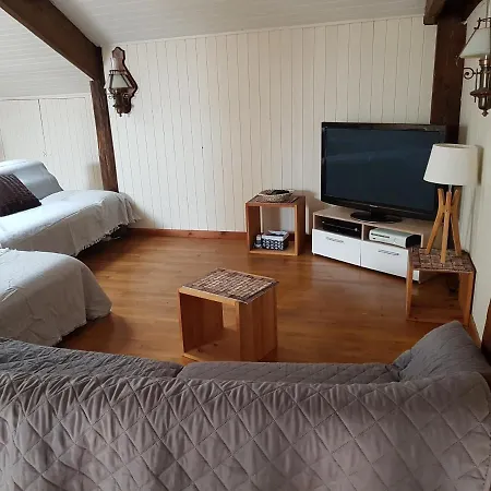 Maison De Campagne Familiale 10 Pers بيت للعطل